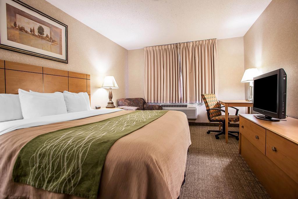 Comfort Inn Rockford Near Casino District Exterior foto